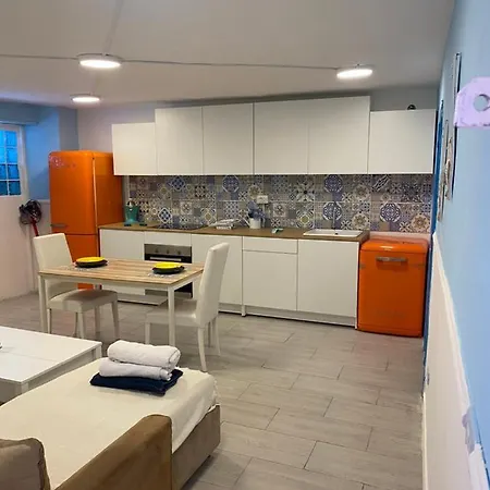 Iconic 39 Apt Διαμέρισμα *